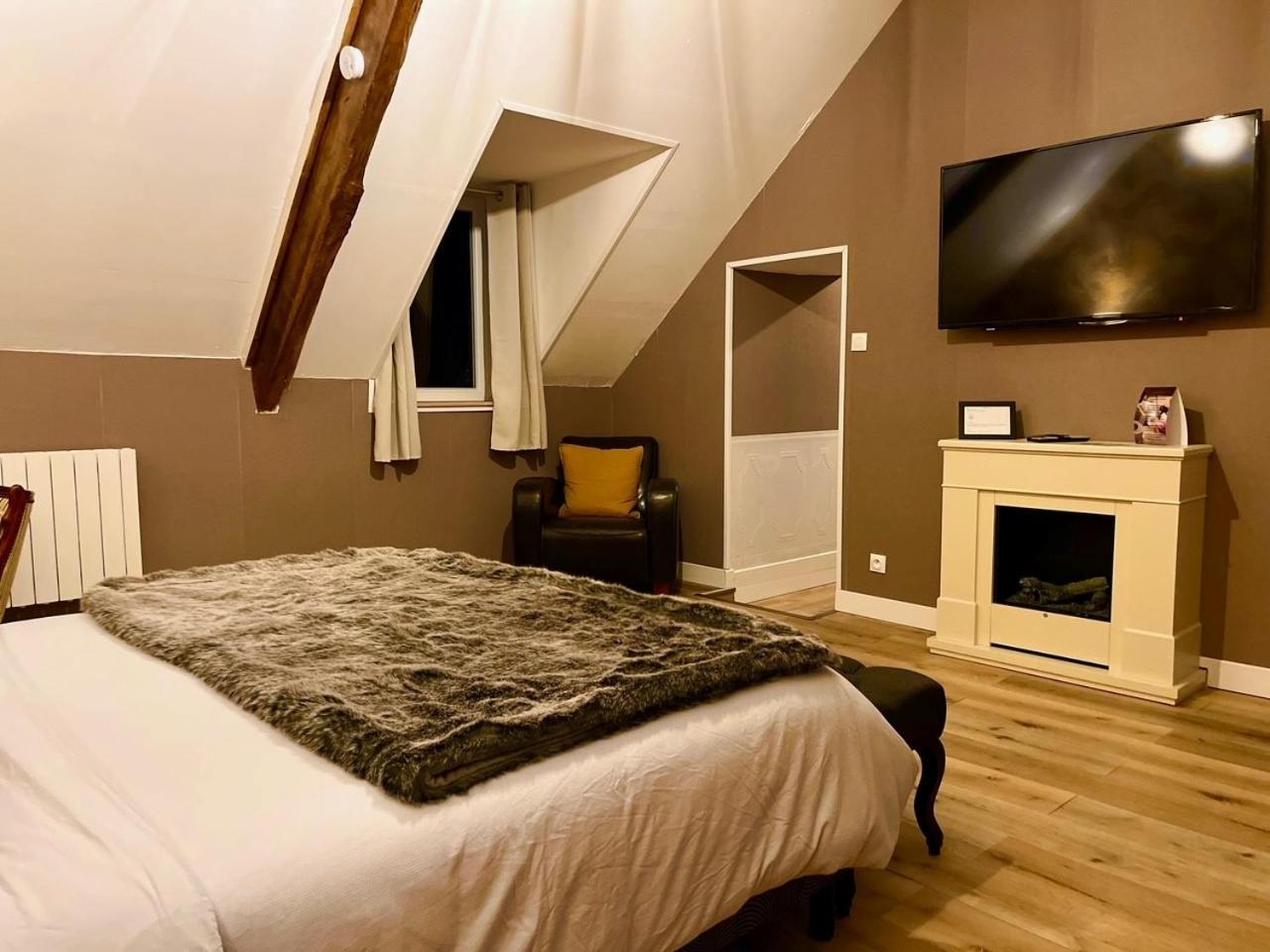 Le Manoir Des Haies Spa Les Champs-Géraux Exteriér fotografie