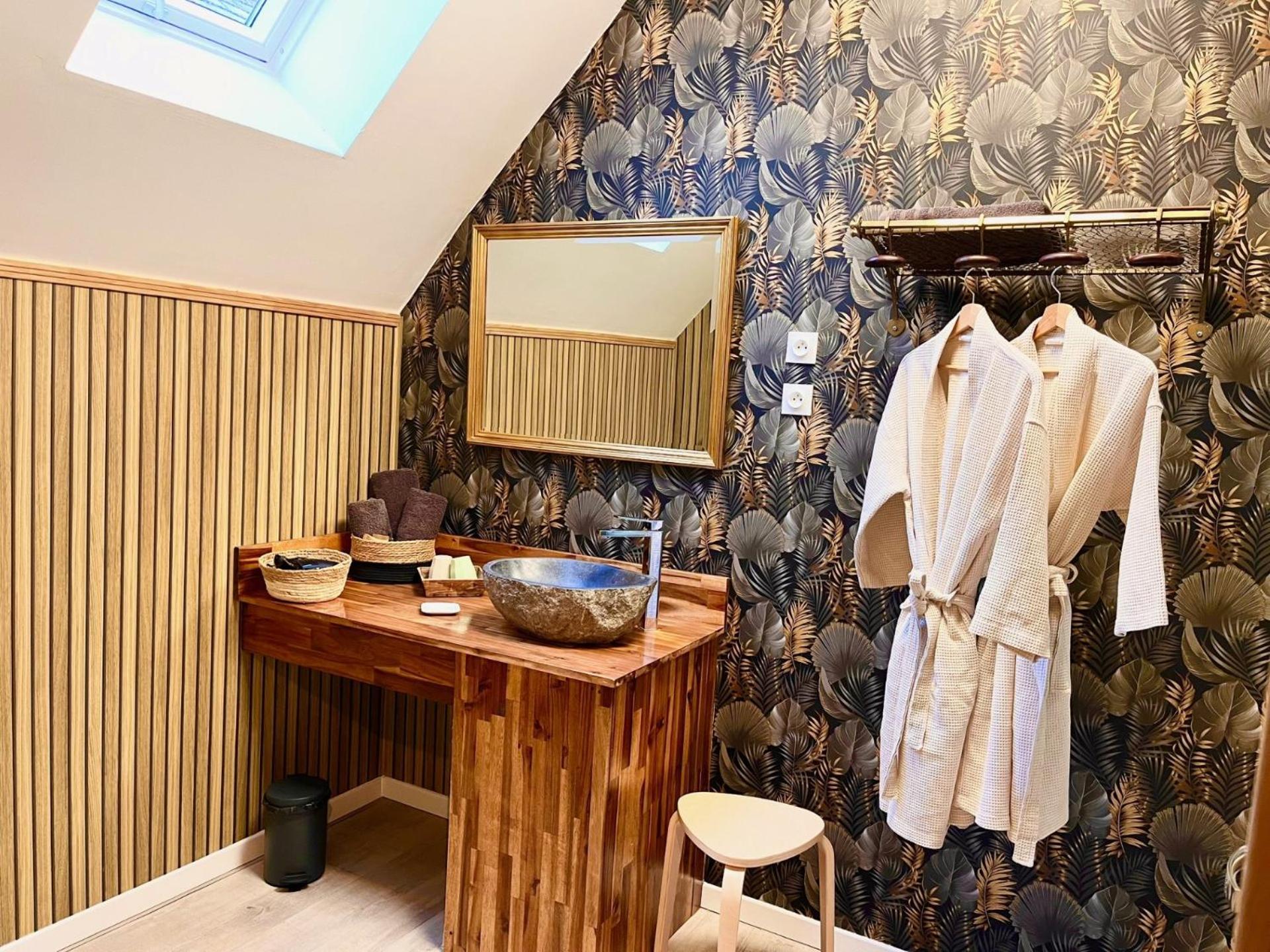 Le Manoir Des Haies Spa Les Champs-Géraux Exteriér fotografie